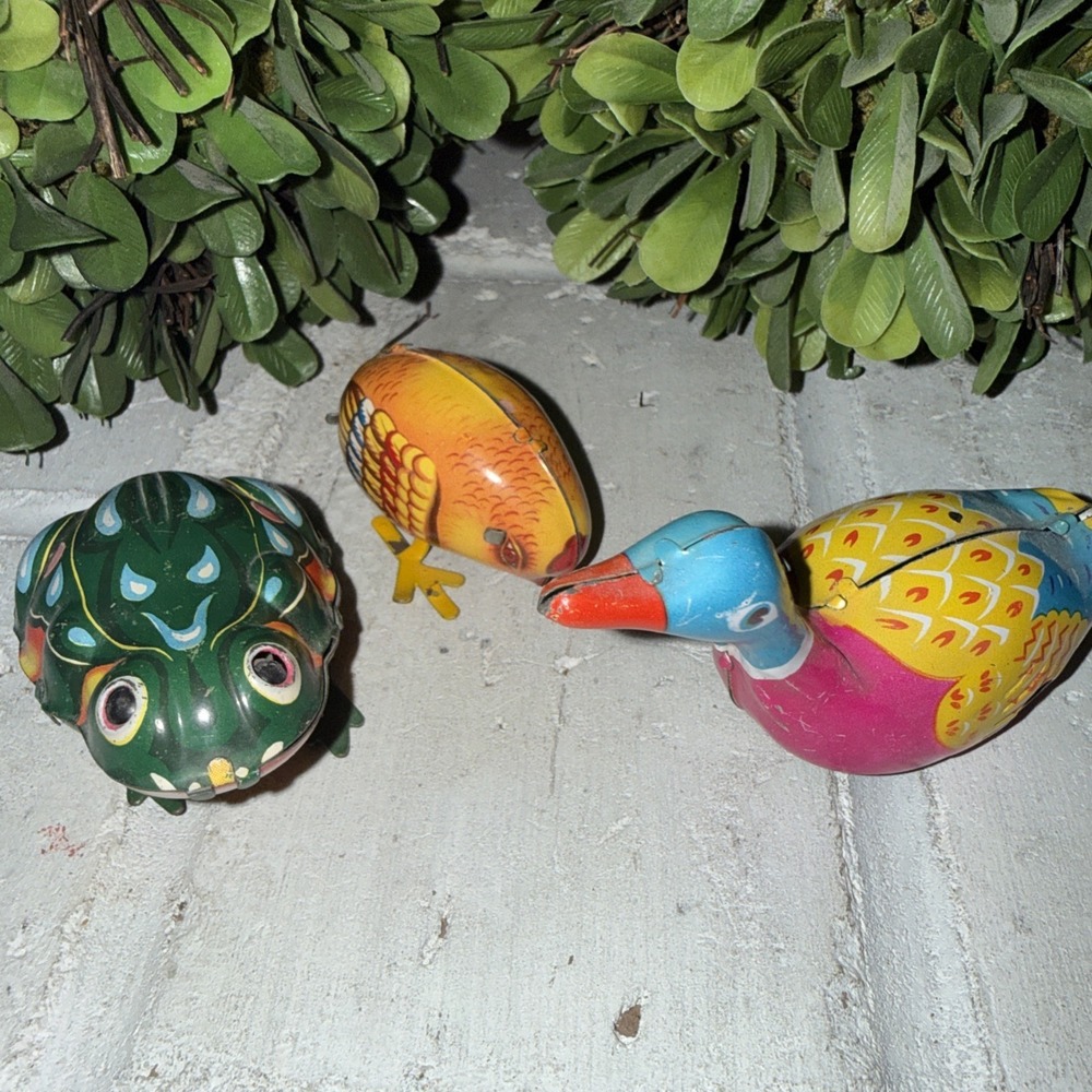 Early Chinese Tinplate Clockwork/Wind-Up Swimming Duck‎ Green Frog Yellow Chick
